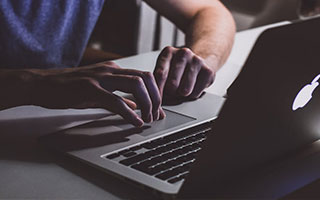 imToken官网APP界面设计出色，用户体验佳，操作超简单